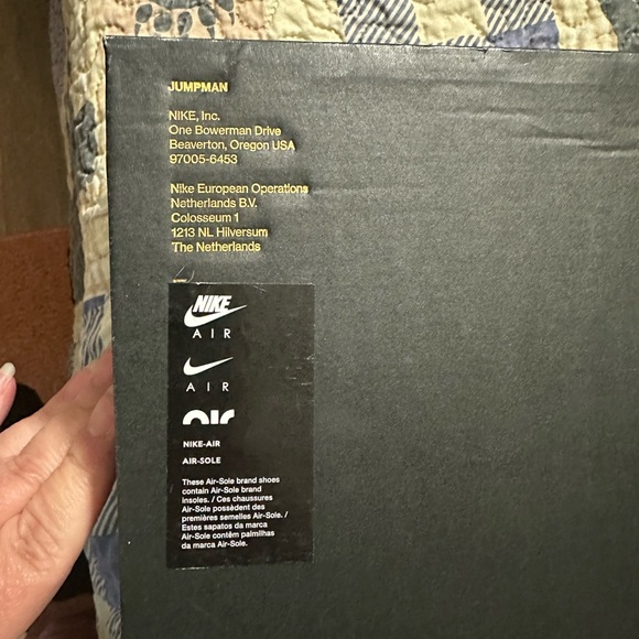 Jordan Air 1 Low in Black and Blue - Picture 6 of 7